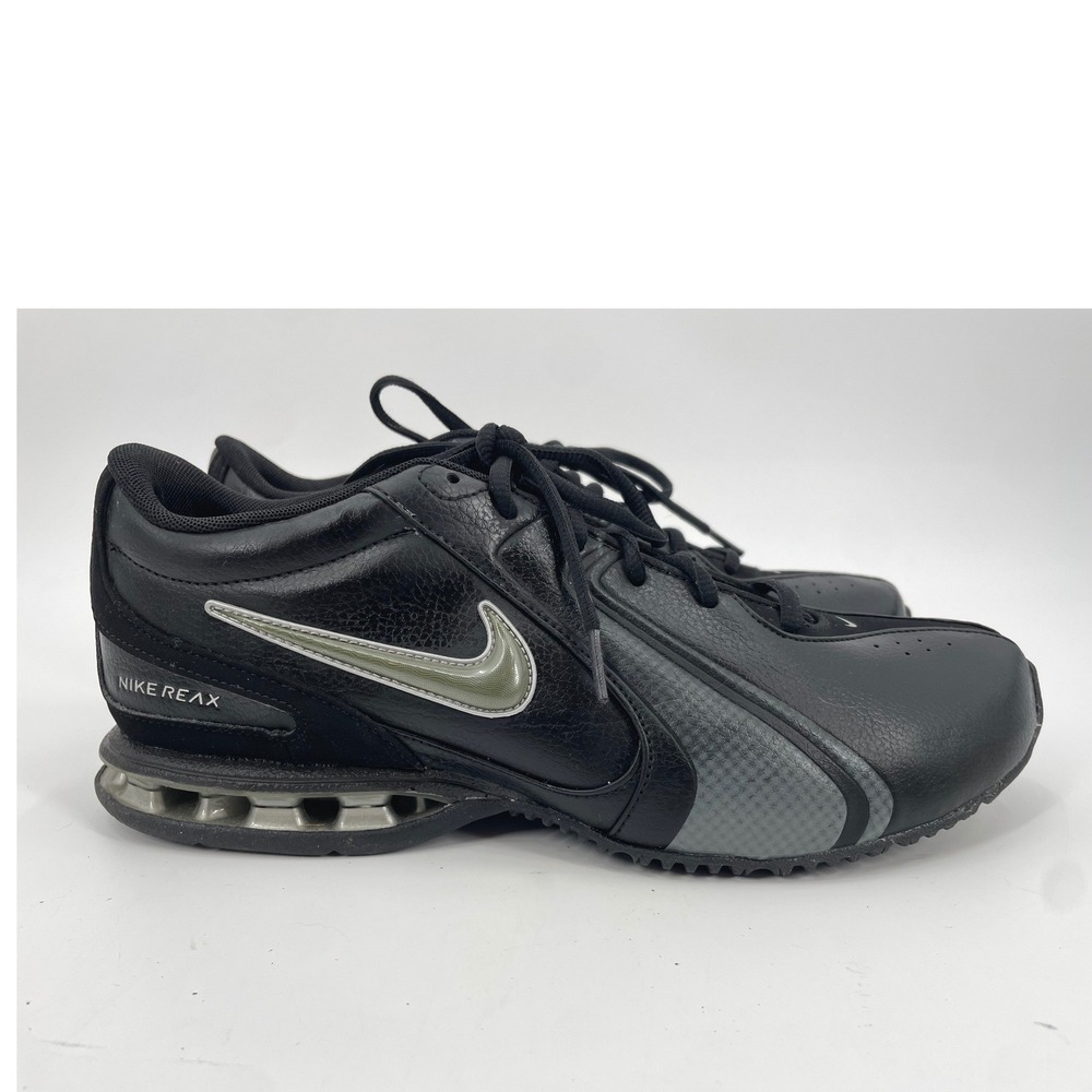 Nike Reax 8 TR Sneakers Mens 10 Black Leather Training Shoes 333785-001 Classic
